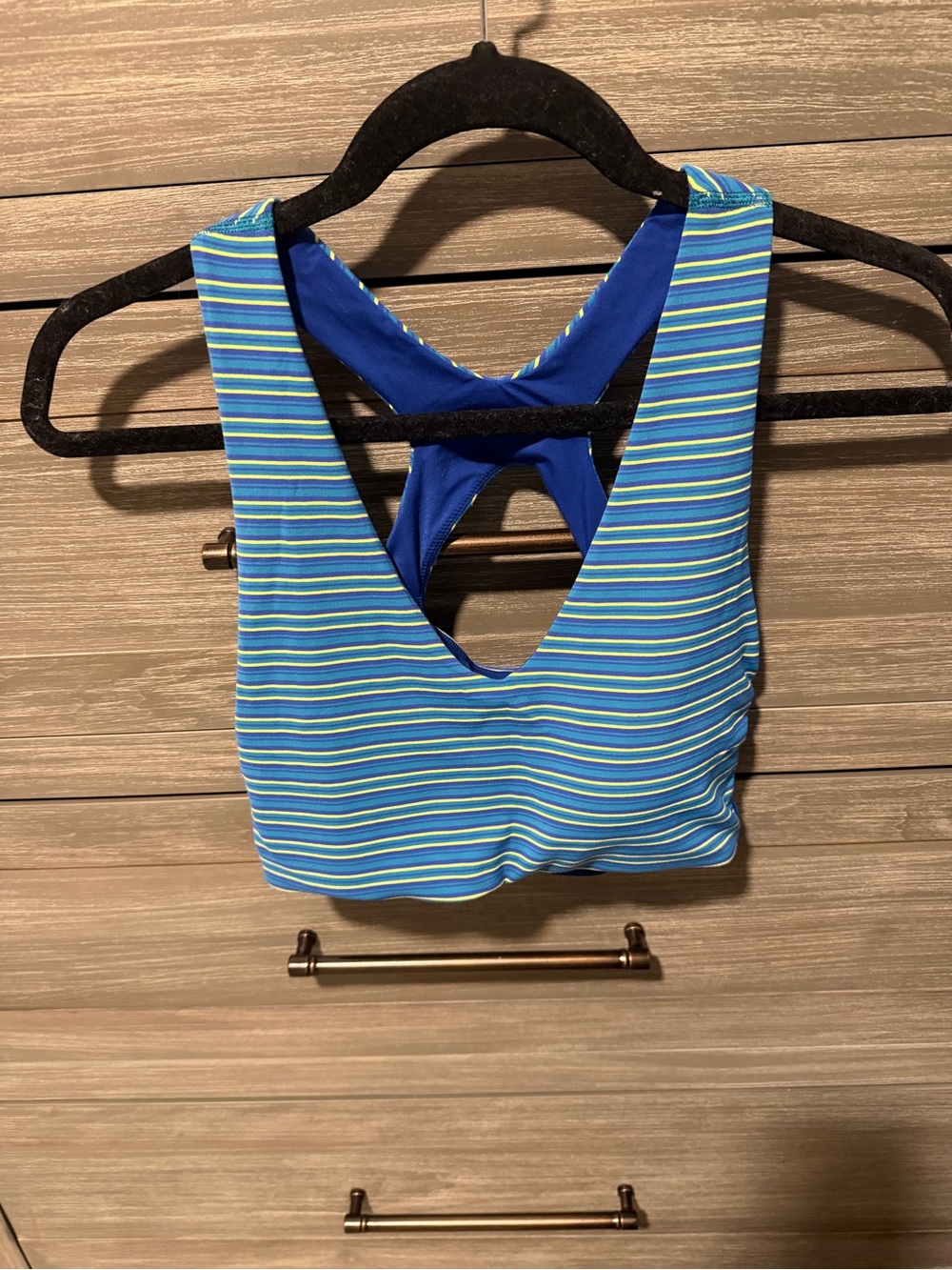 Lululemon bend this scoop crossbrs size s/m in blue stripe #activewear